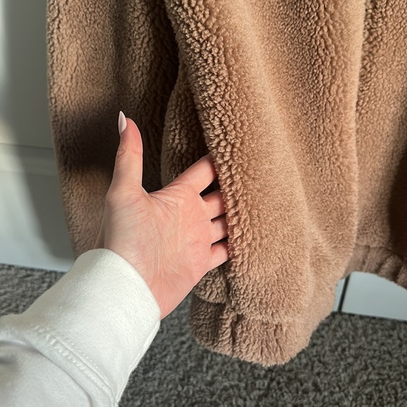 Brown Sherpa Jacket, Medium - Picture 2 of 5